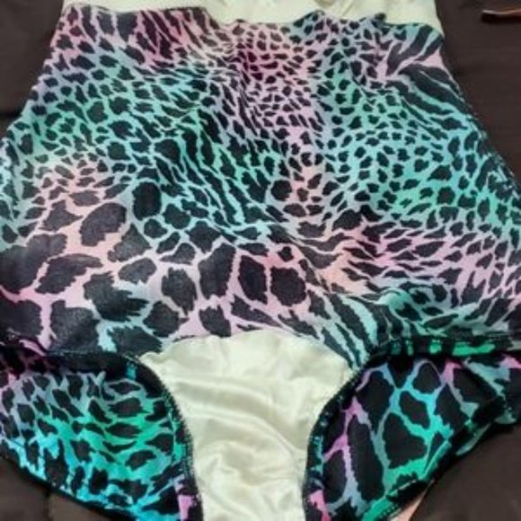 Vintage Jantzen Swimsuit Animal Rainbow - Picture 10 of 15